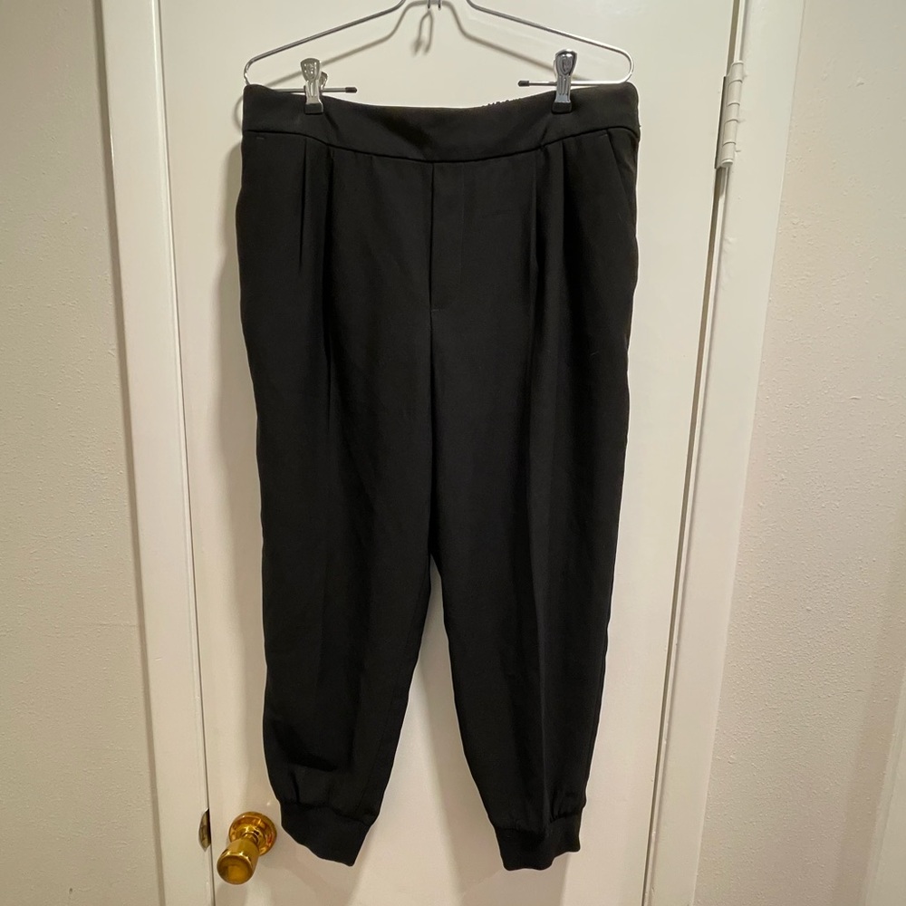 NWOT GAP Black Petite Drapey Jogger Trousers